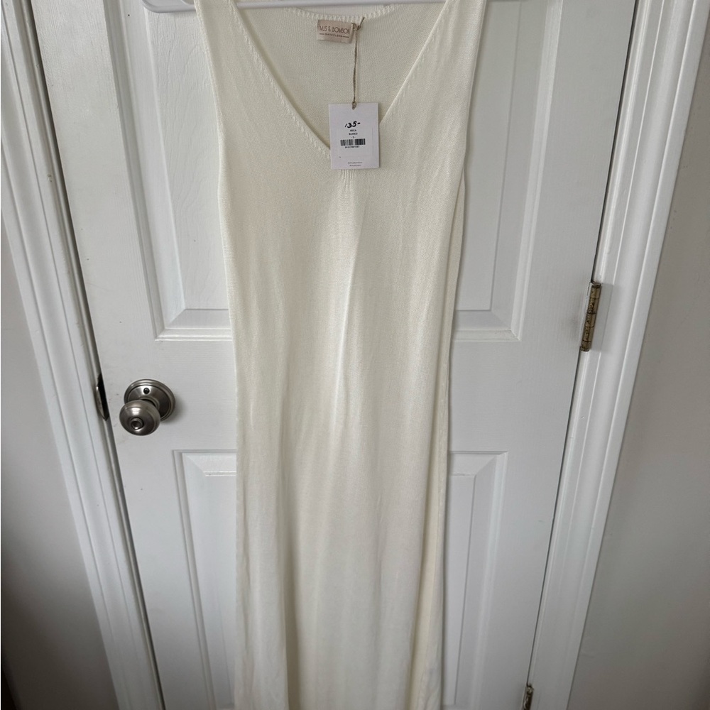 NWT Mus & Bombon Ivory Sleeveless V-Neck Dress Small